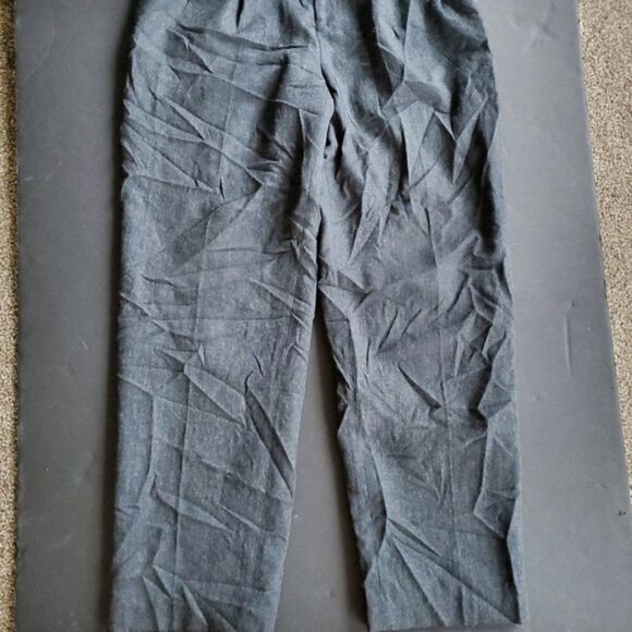 Vintage Pursuits, LTD. Grey Trousers 100% wool - Picture 9 of 9